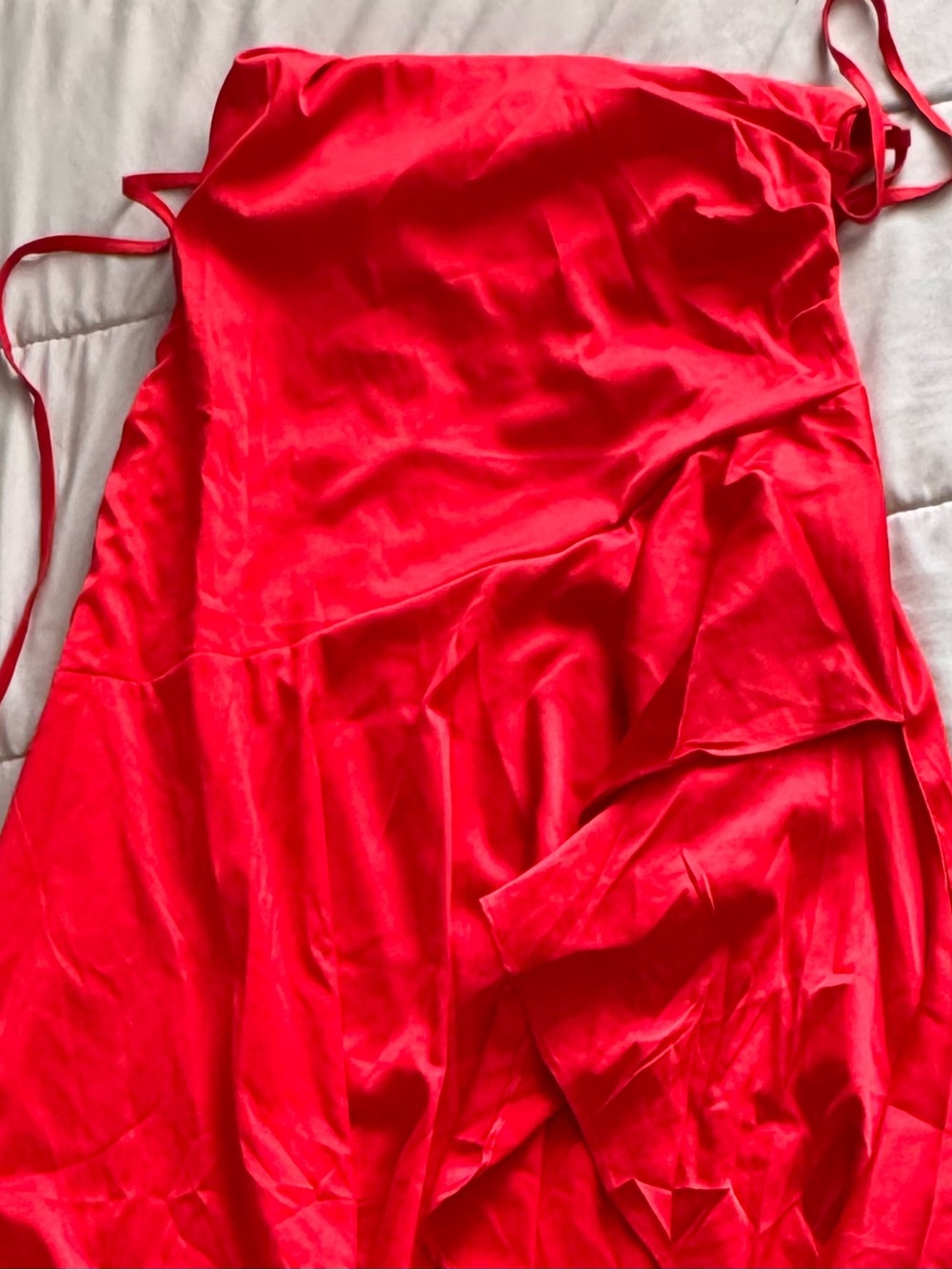 Red High-Slit Ruffle Maxi Skirt - Picture 6 of 6